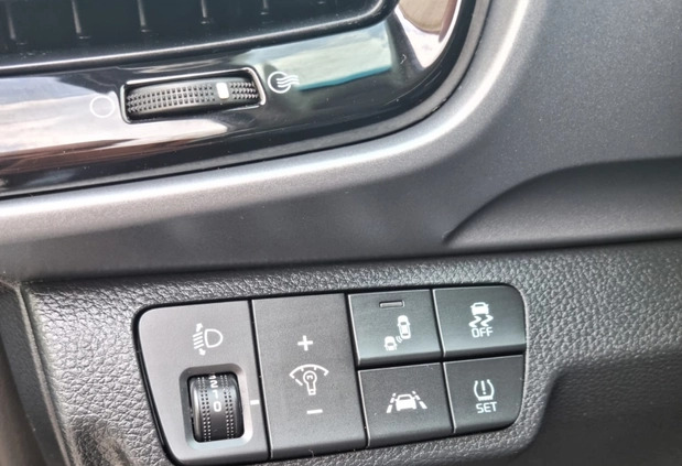 Kia Stonic cena 59900 przebieg: 78000, rok produkcji 2018 z Pabianice małe 781